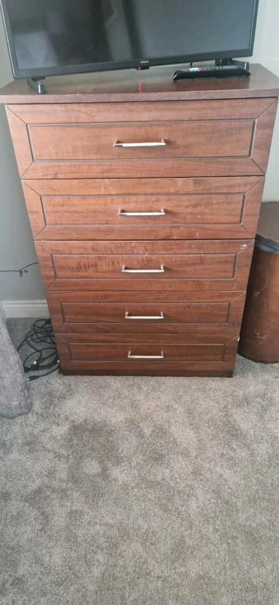 Chest of drawers - Image 2