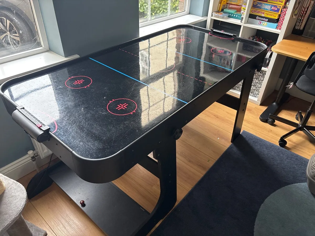 Air Hockey Table - Image 1