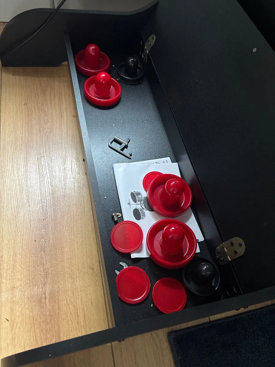 Air Hockey Table - Image 2