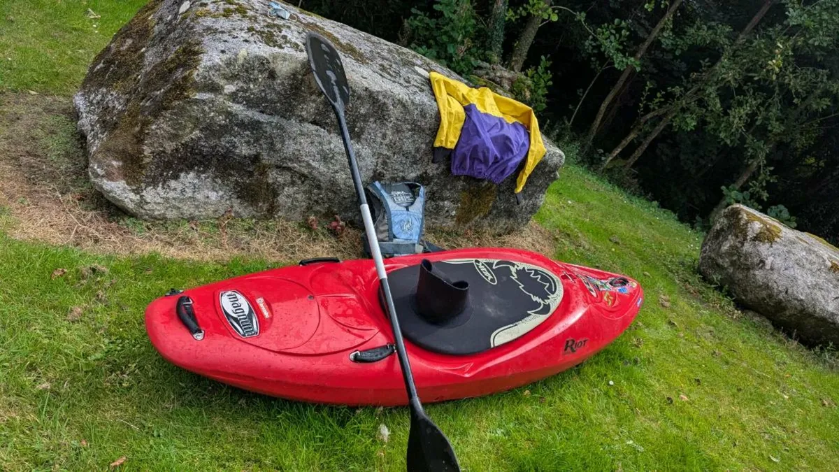 Kayak - Image 1