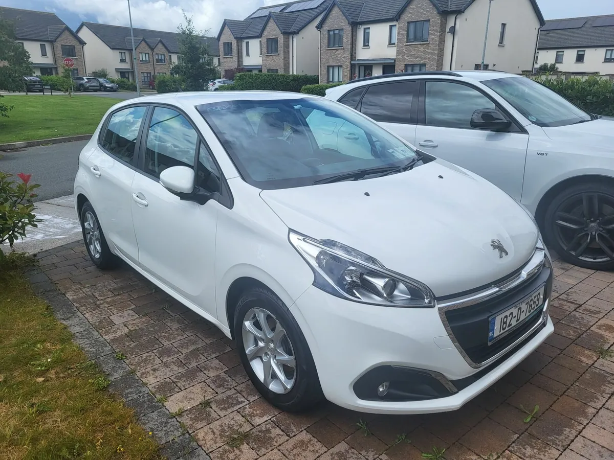 Peugeot 208 2018 - Image 2