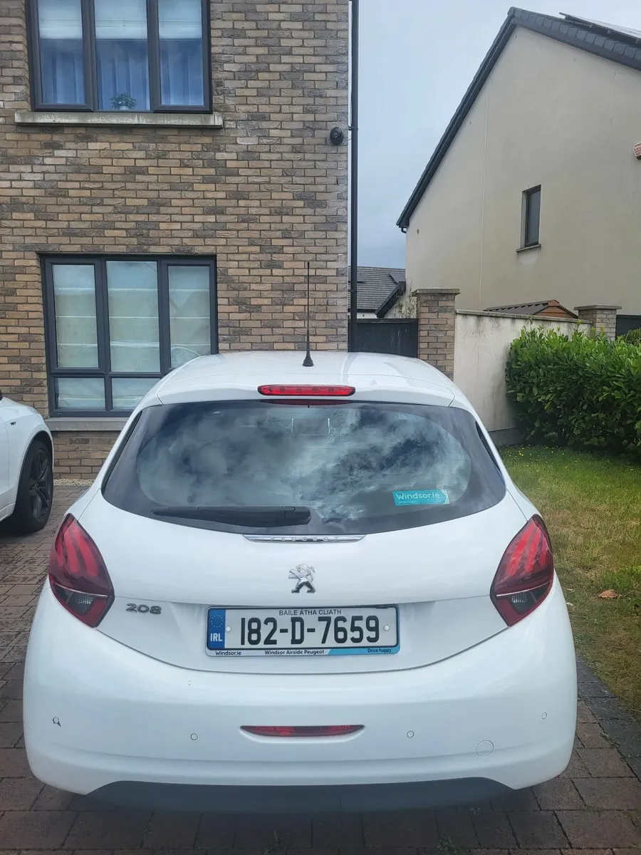 Peugeot 208 2018 - Image 4
