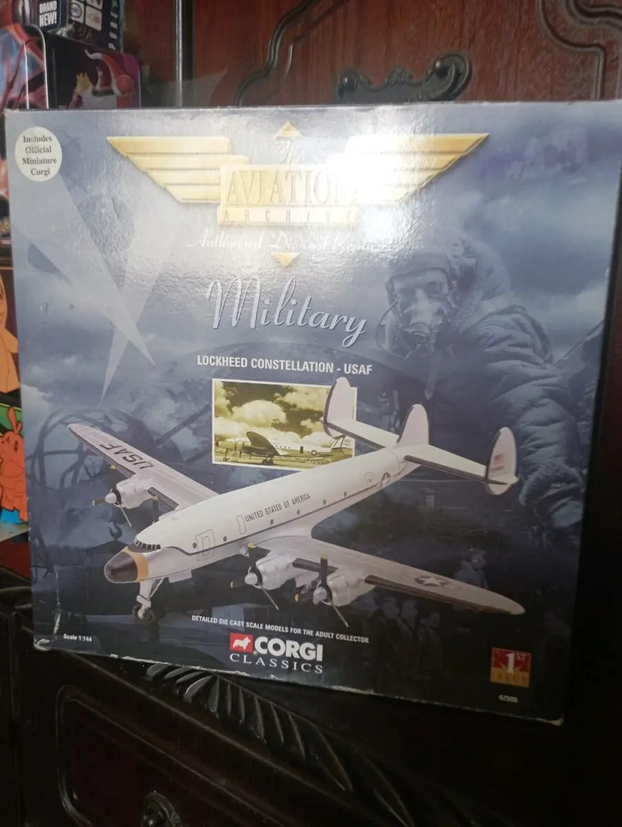 1ST ISSUE CORGI AVIATION USA  LOCKHEED 1:144 SCALE - Image 1