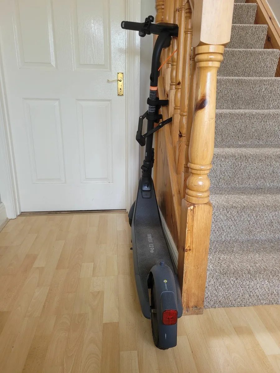 Electric scooter - Image 2