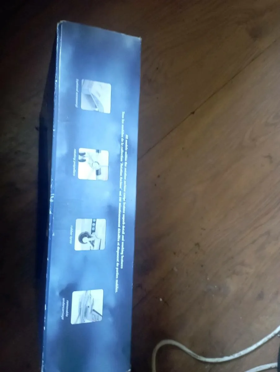 1ST ISSUE CORGI AVIATION USA  LOCKHEED 1:144 SCALE - Image 3