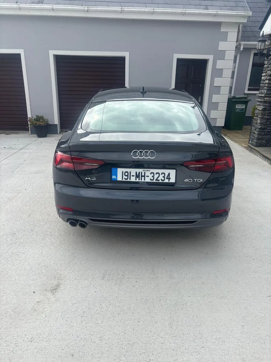 Audi A5 - Image 2