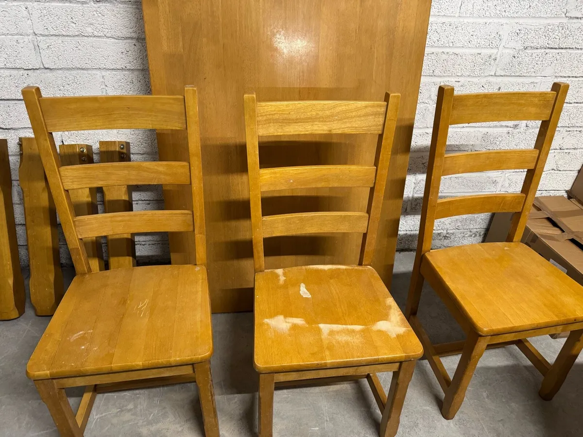 Kitchen table and chairs - Image 4