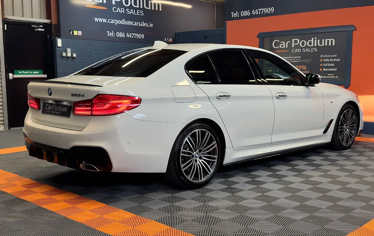 2018 BMW 523D M-Sport Auto 190BHP - NEW AERO KIT - Image 3