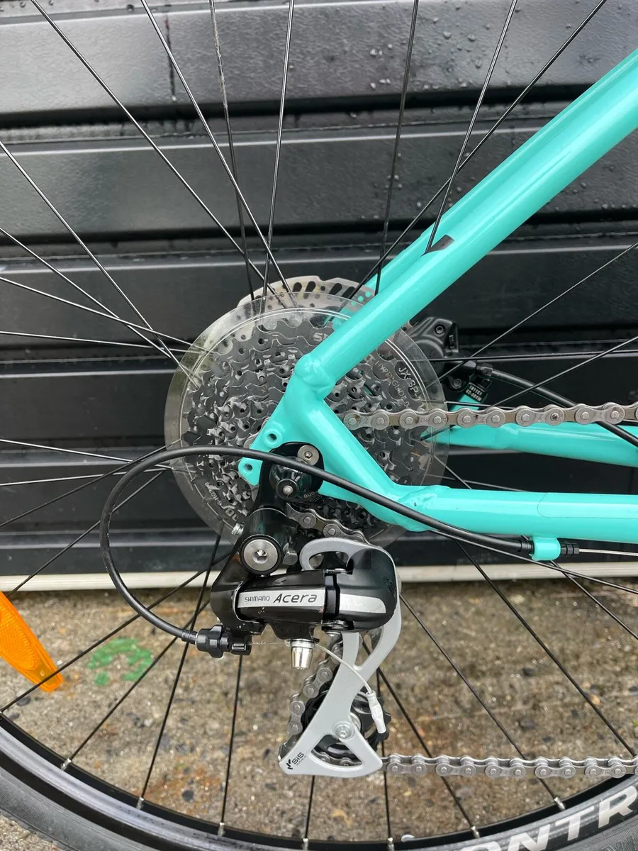 Trek Dual Sport 2 Bike - Image 4