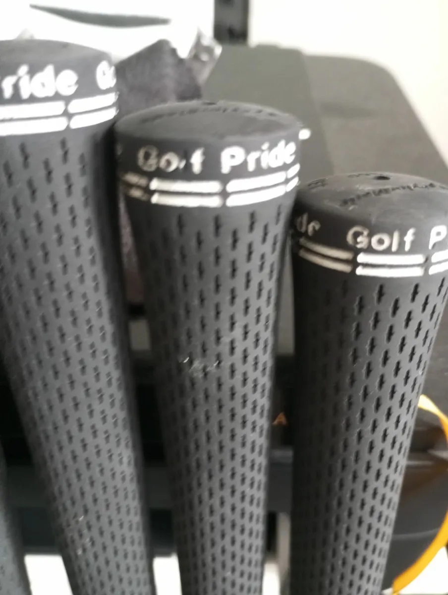 irons and wedges - Image 2