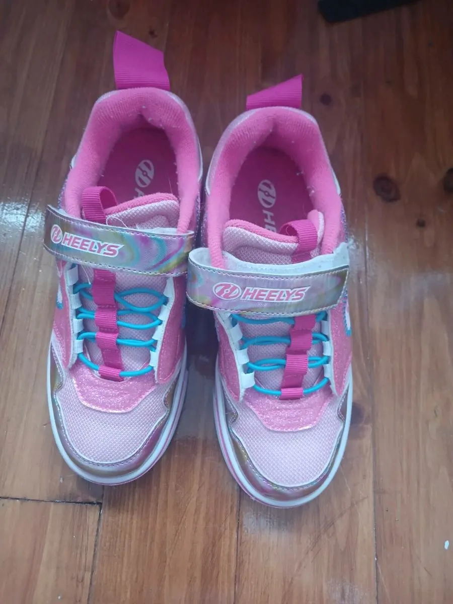 Heelys - Image 2