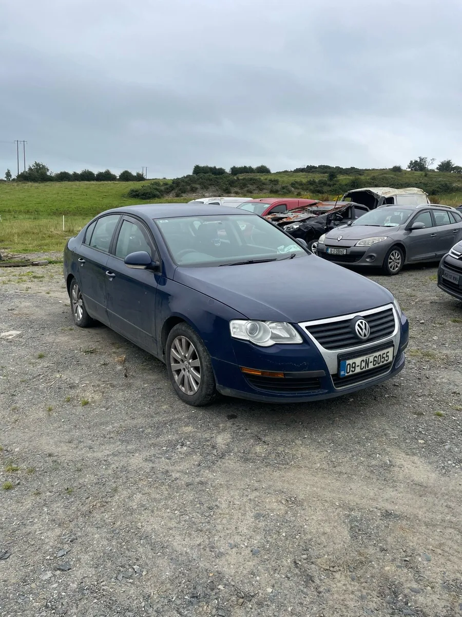 Volkswagen Passat 2.0 2009 €500 - Image 2