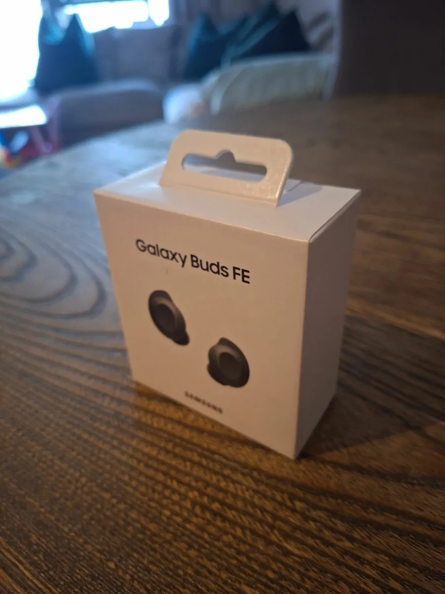 Samsung Galaxy buds FE - Image 2