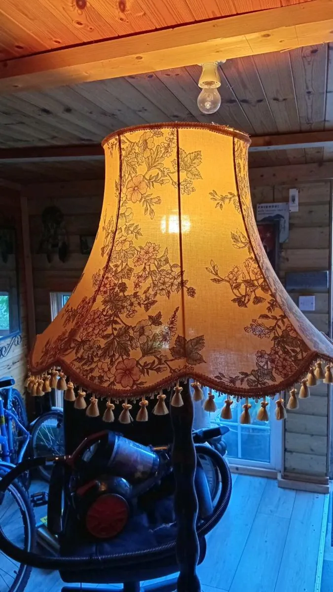 Old mahogany floor lamp - Image 4