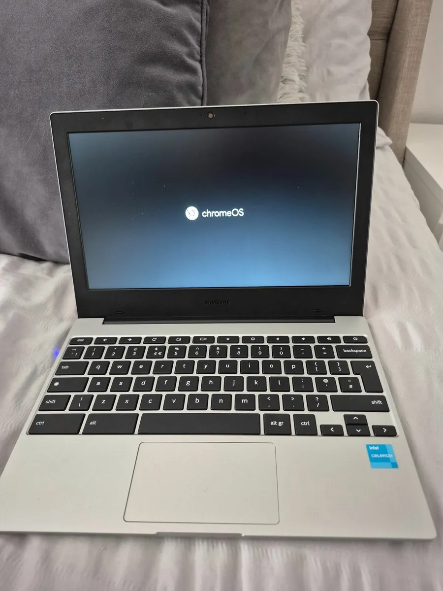samsung chromebook - Image 1