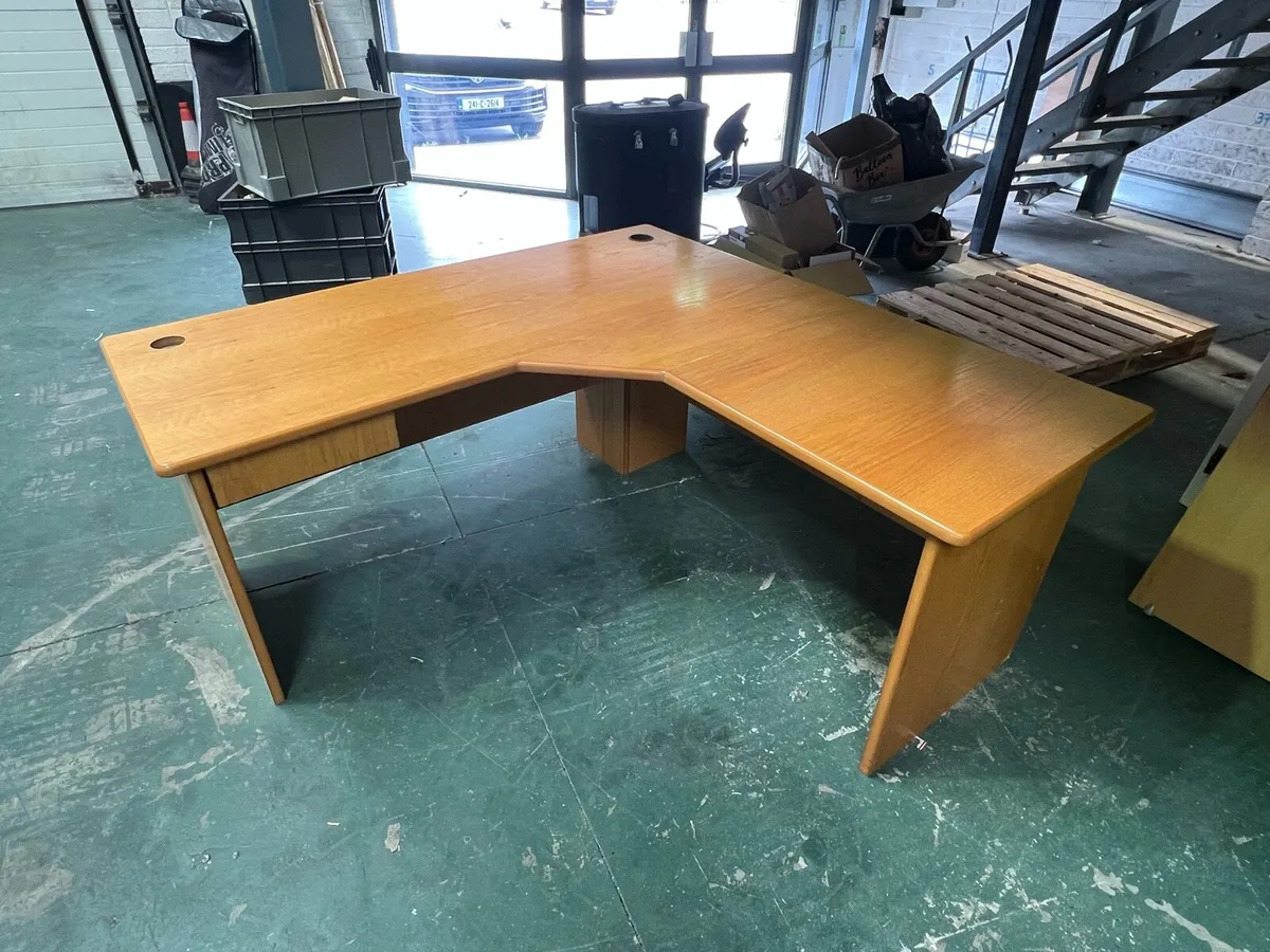 Office desks - Image 1