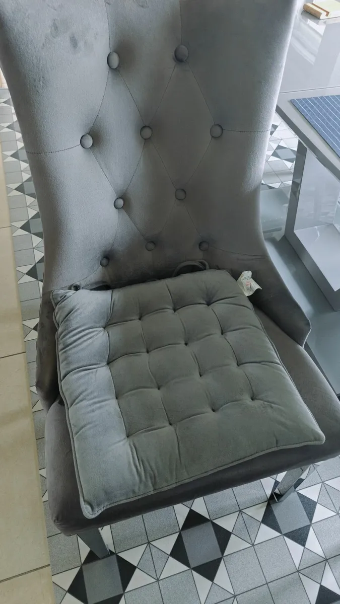 Florence Dining Chairs - 6 nos - Image 1