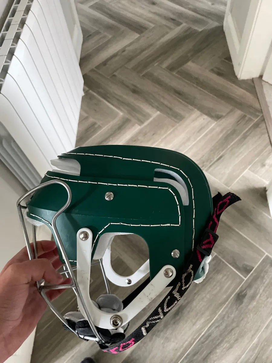 Cooper helmet green - Image 1