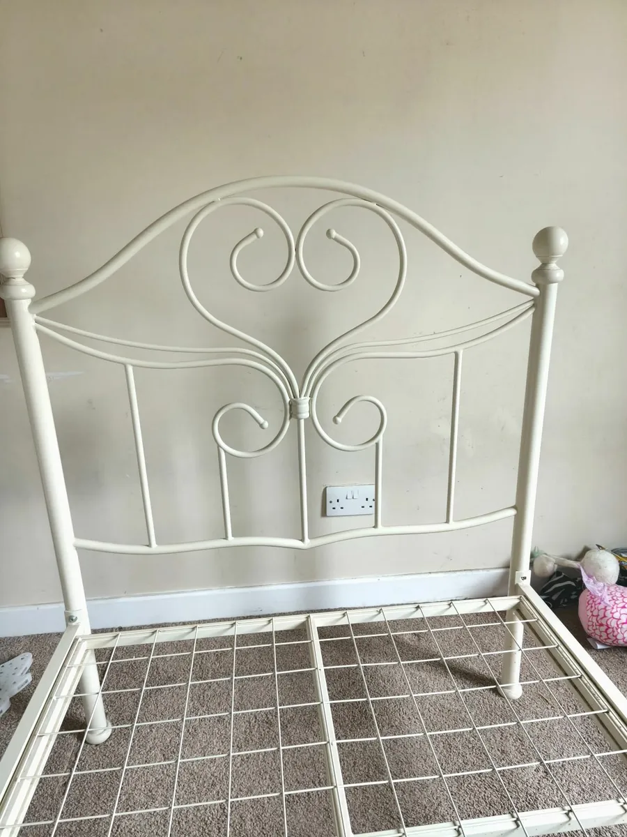 Princess Bed - Image 1