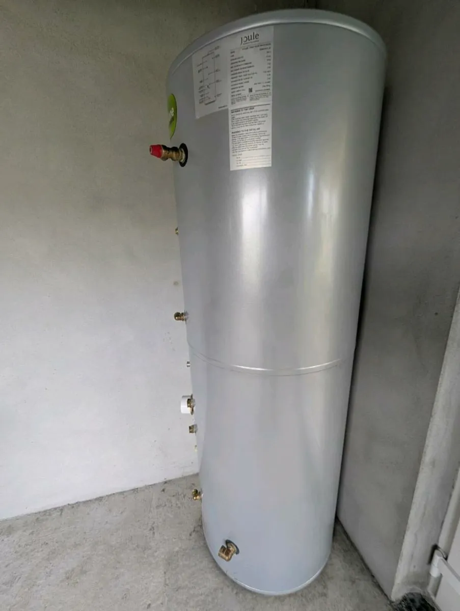 Hot water cylinder Joule - Image 2