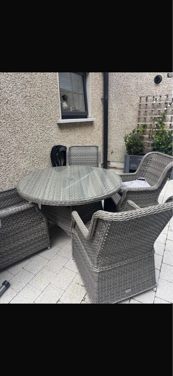 Rathwood Rattan Garden Table and Chairs - Image 3