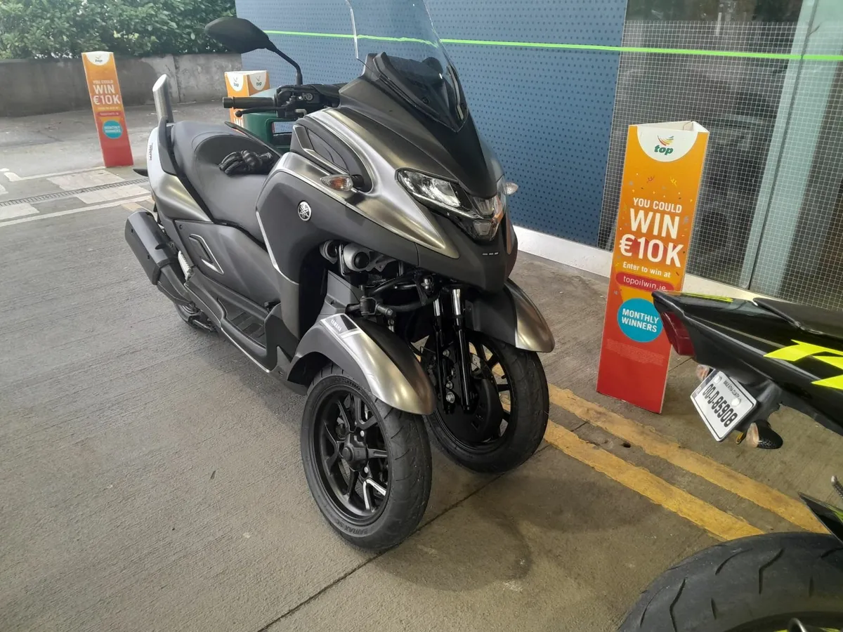 YAMAHA Tricity 300 - Image 1