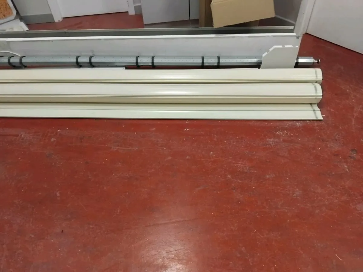 Roller shutter - Image 4