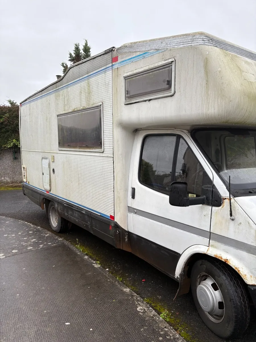 Camper - Image 3