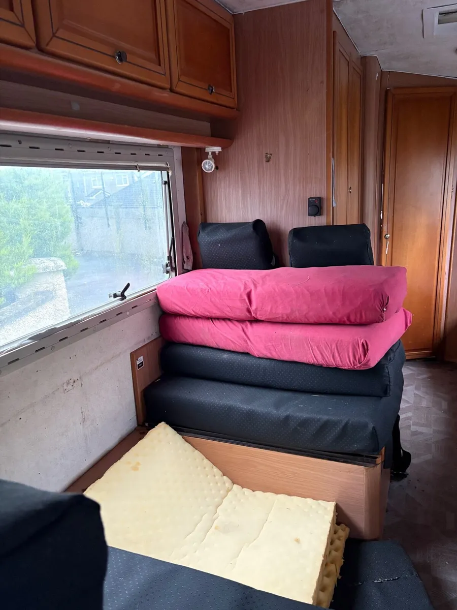Camper - Image 4