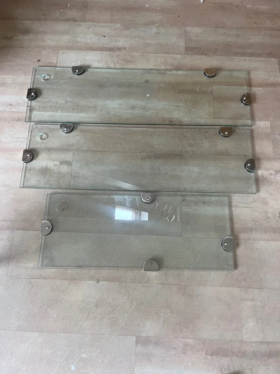 Glass shelves - Image 2