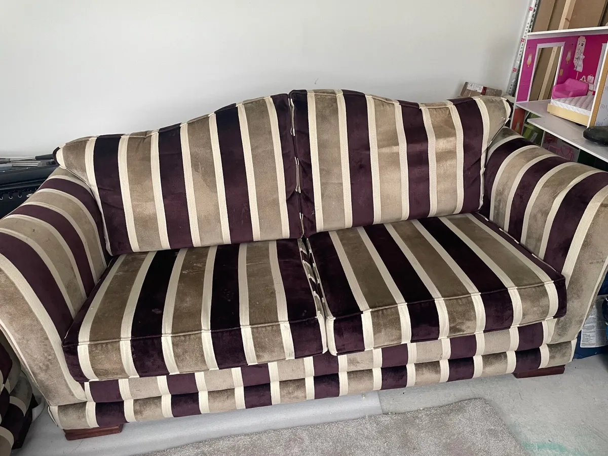 2 seater and 3 seater sofa - Image 2