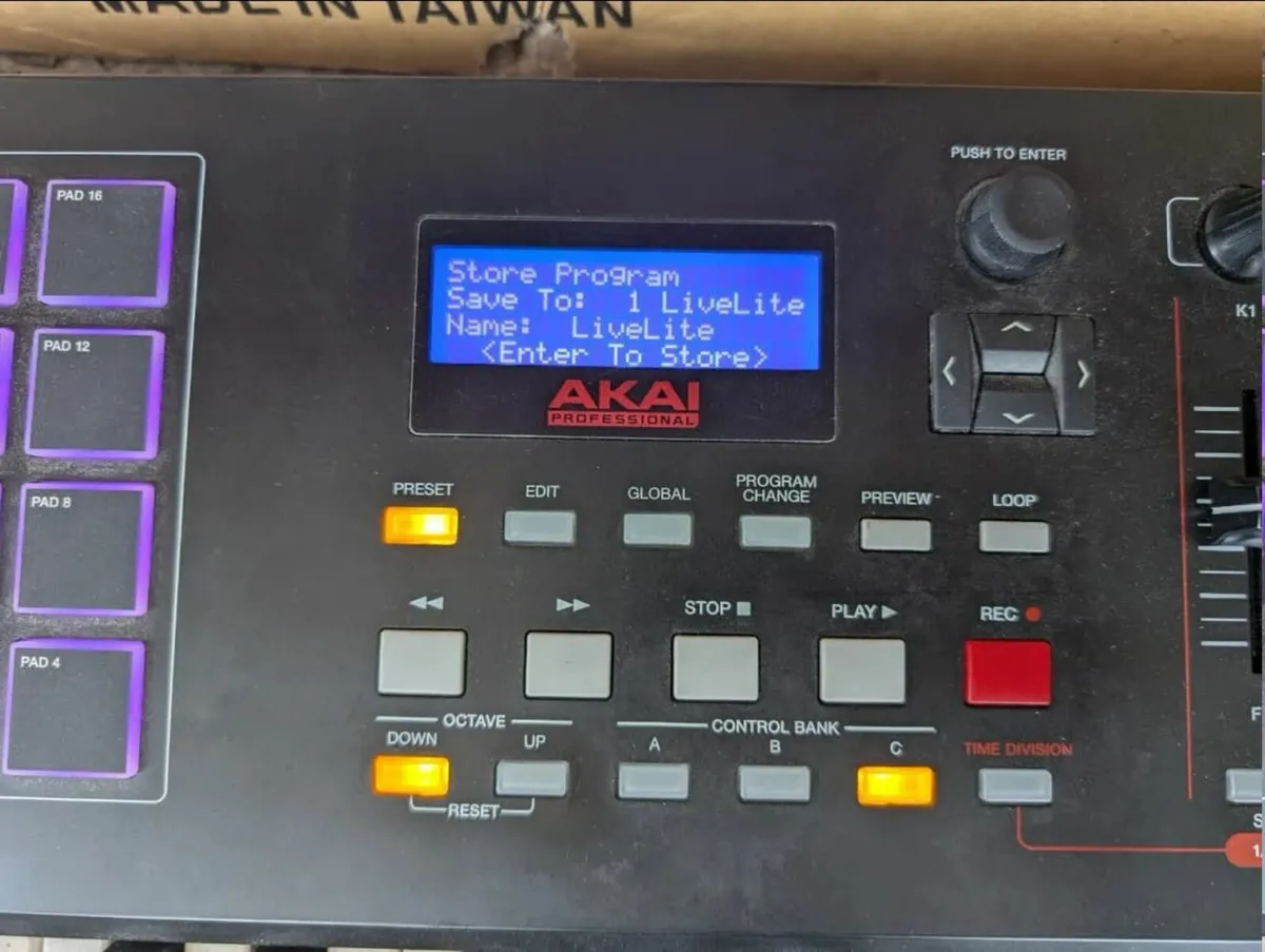 Akai Professional MPK261 – 61-Key MIDI Keyboard - Image 2