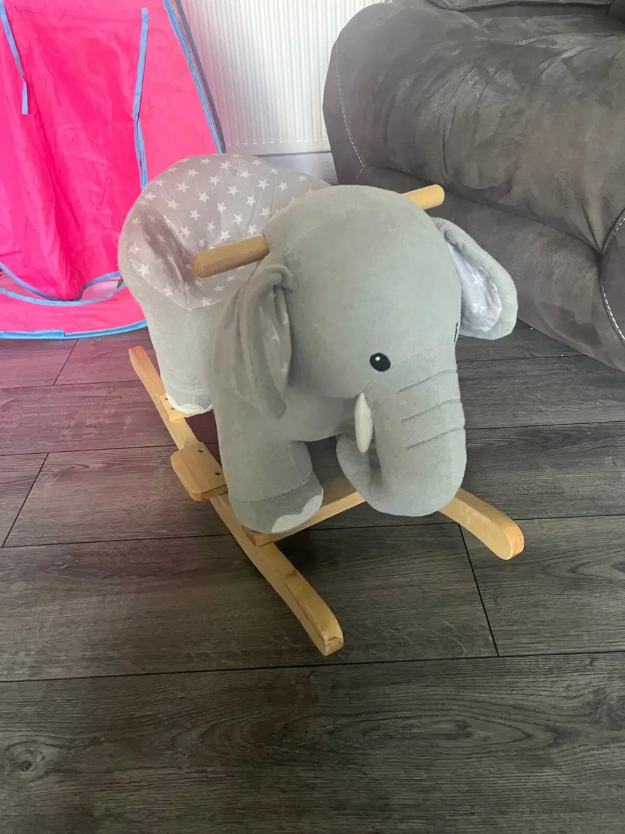 Rocking elephant - Image 1