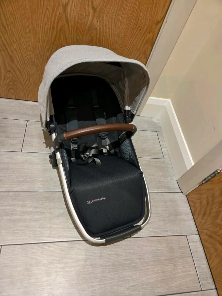 Uppababy vista 2 Rumble Seat - Image 1