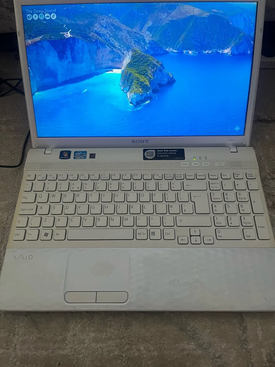 Sony I5 laptop - Image 1