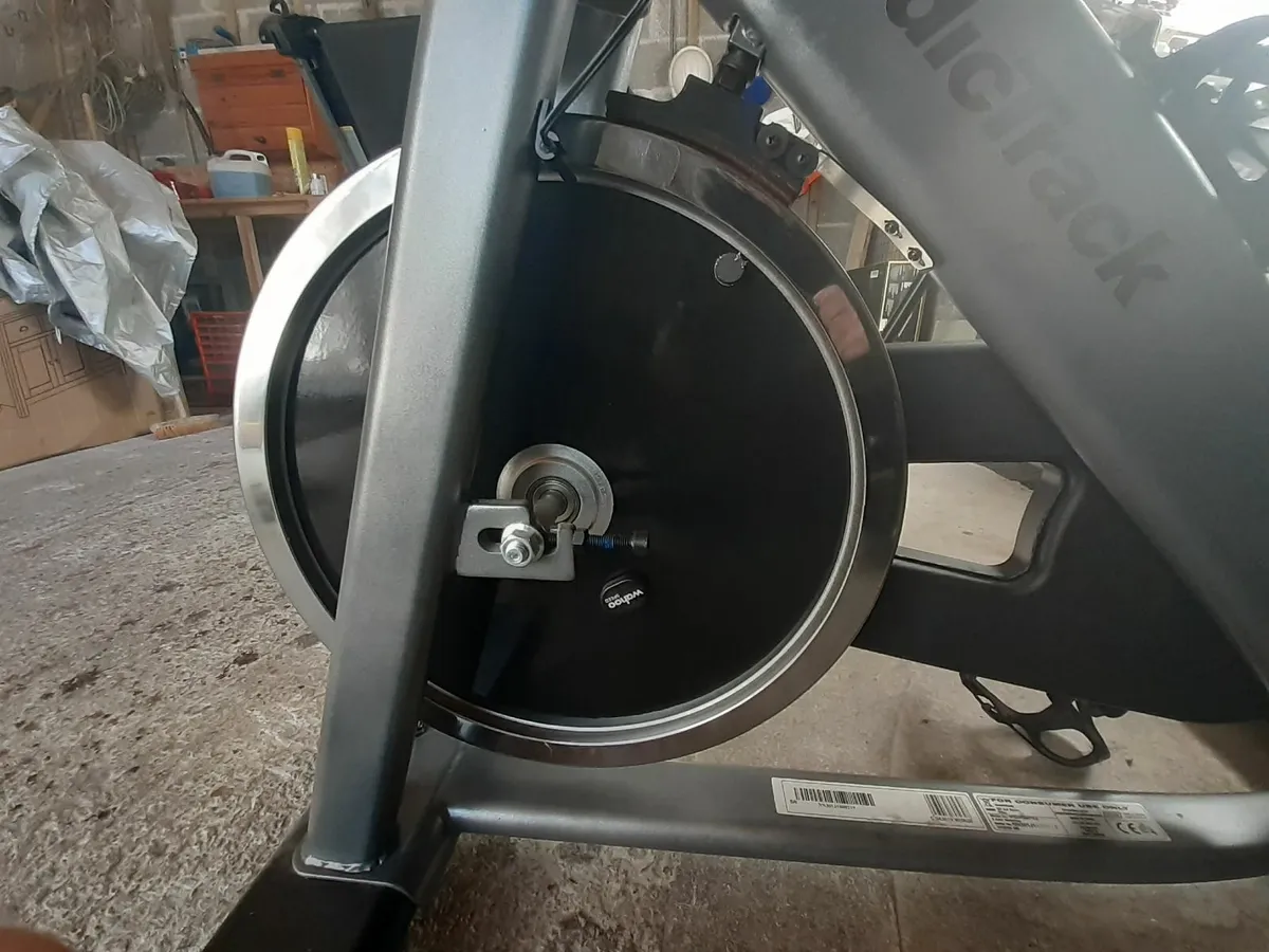 exercise bike - Image 2