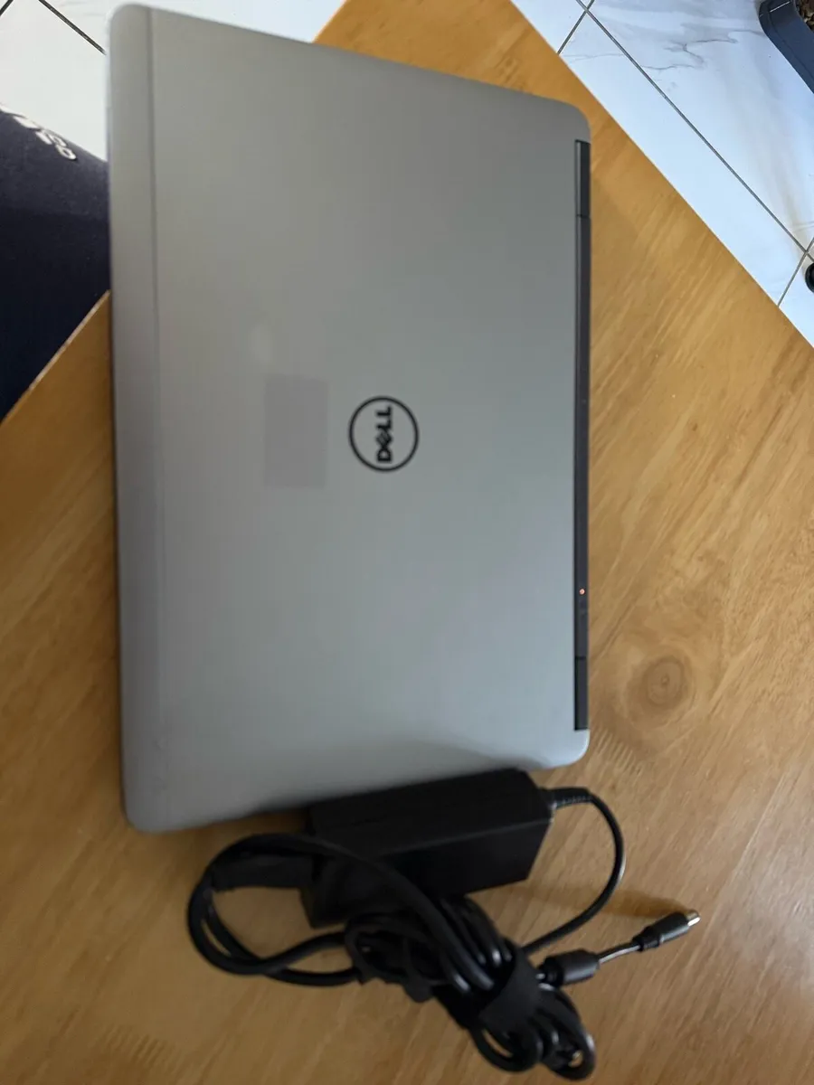 Laptops - Image 2