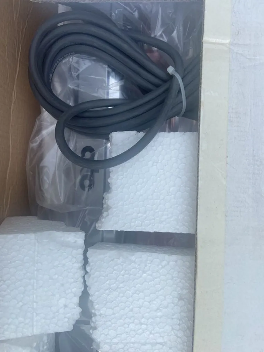 Outdoor weather proof Heater - Image 2