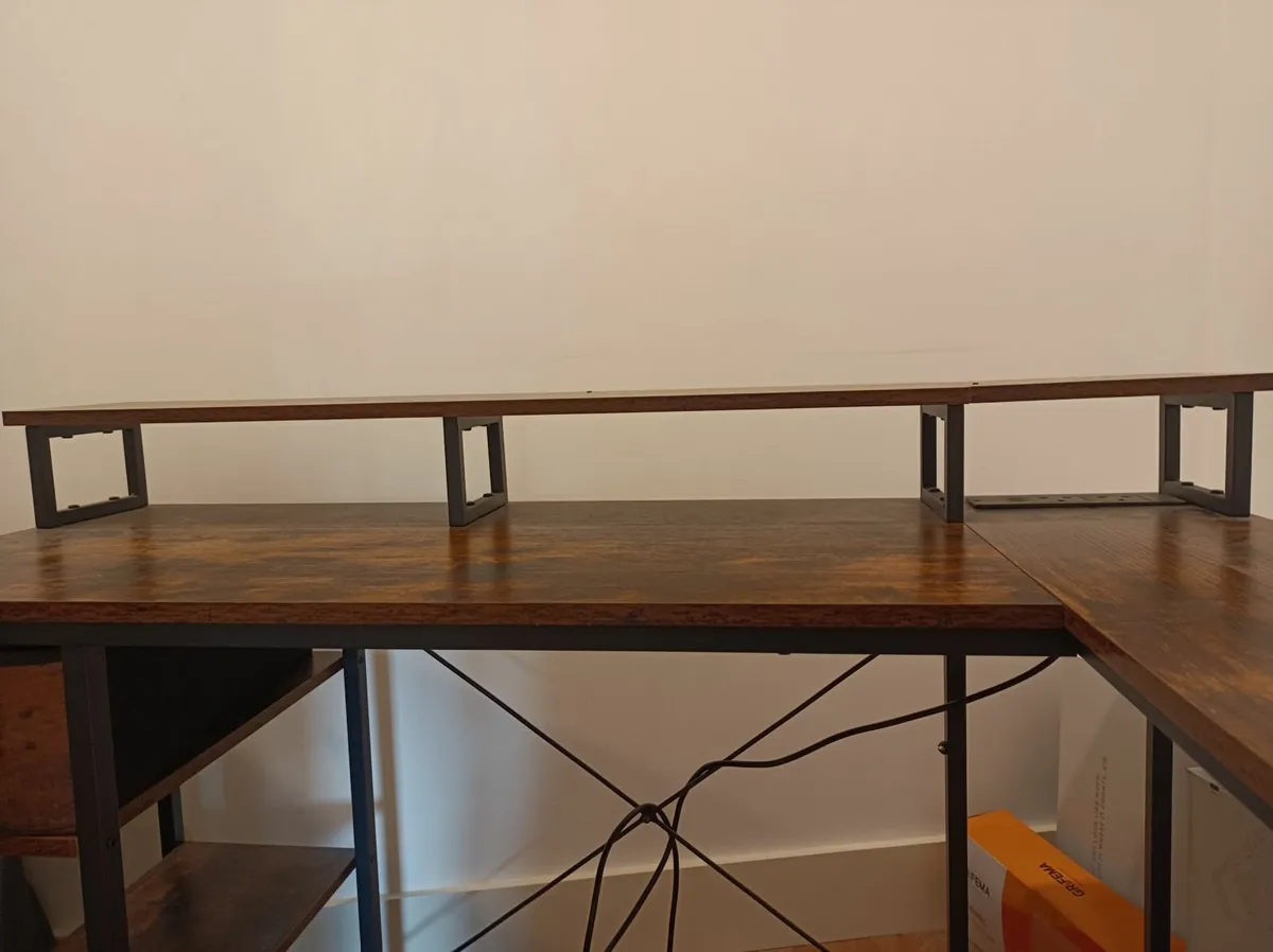 Desk - Image 3