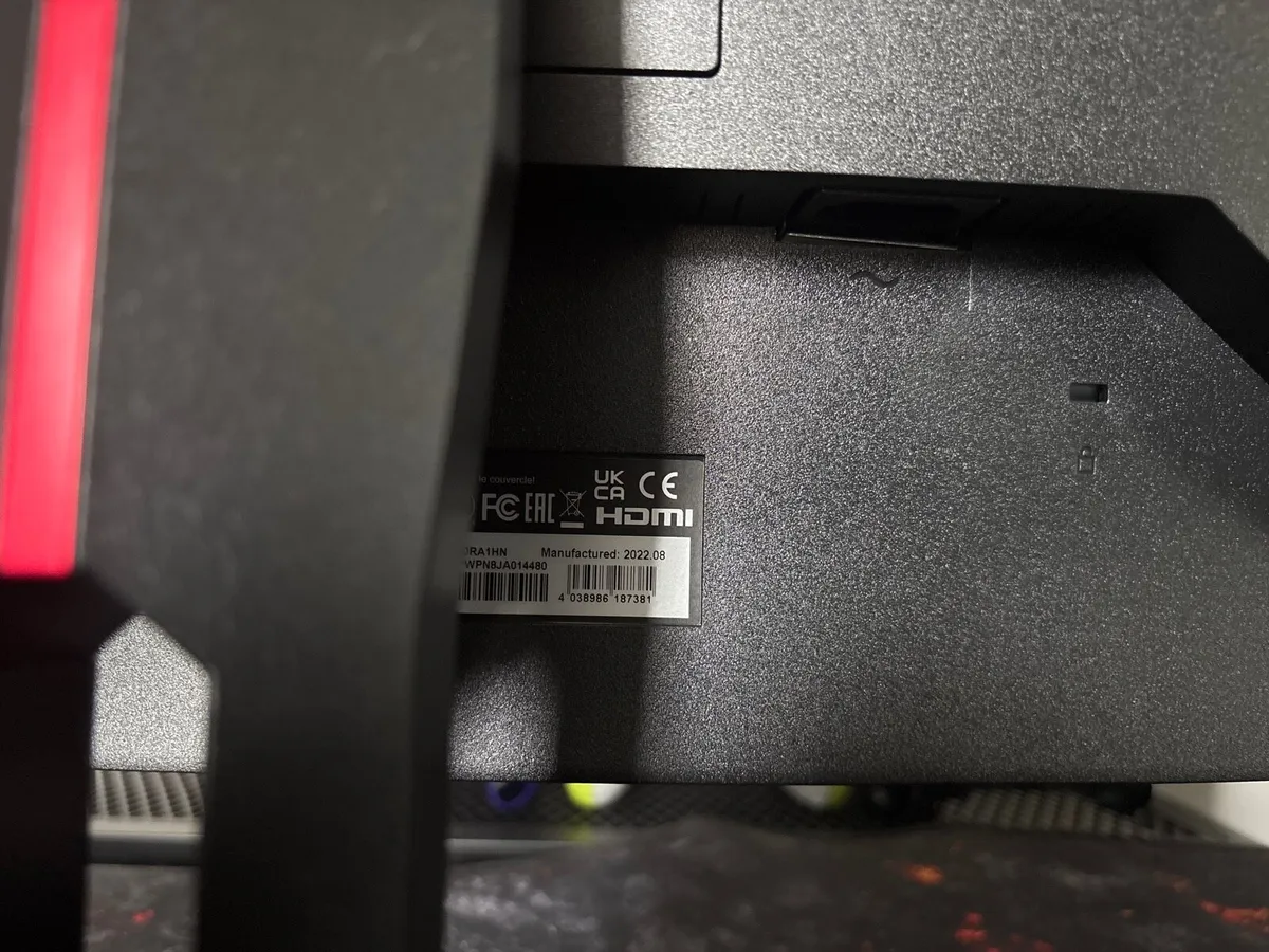 27 Inch FHD Curved Gaming Monitor (240hz) - Image 4