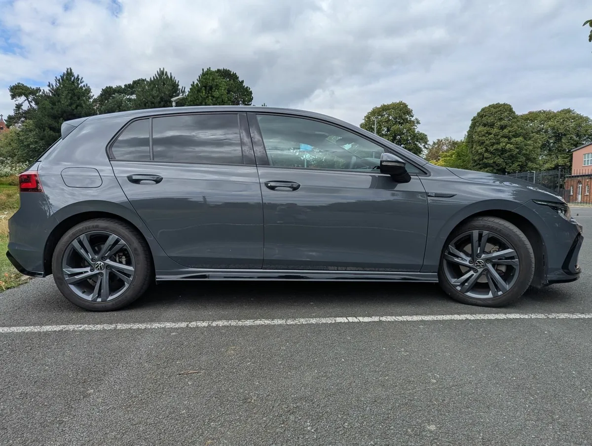 Volkswagen Golf 1.5 eTSI 150 BHP R-line DSG MHEV - Image 3