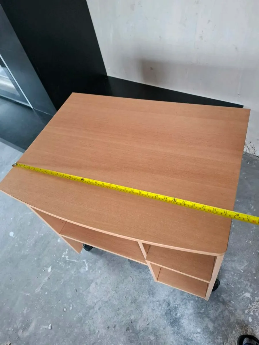 Computer desk - Image 3