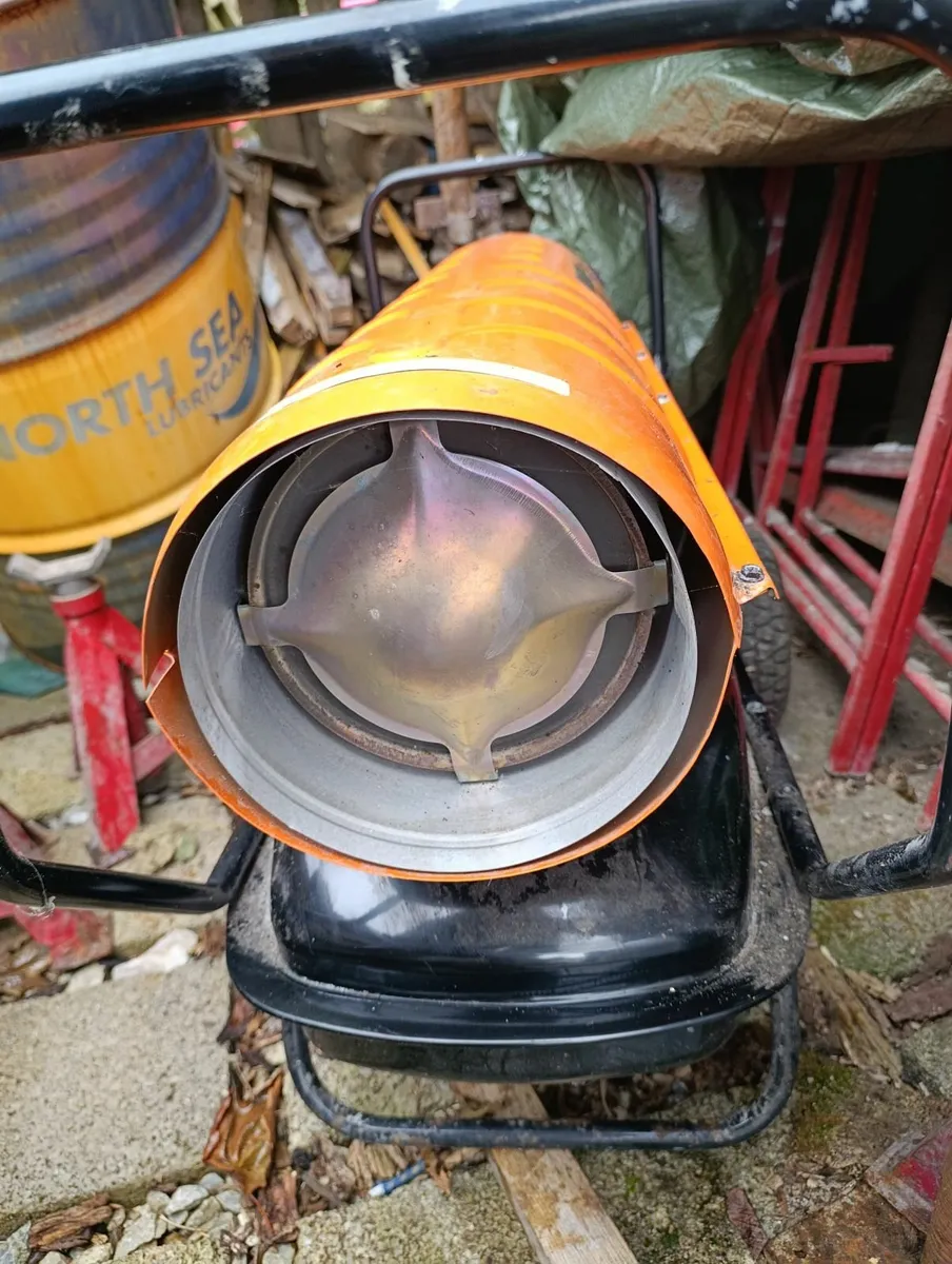 kerosin / diesel Space heater - Image 1
