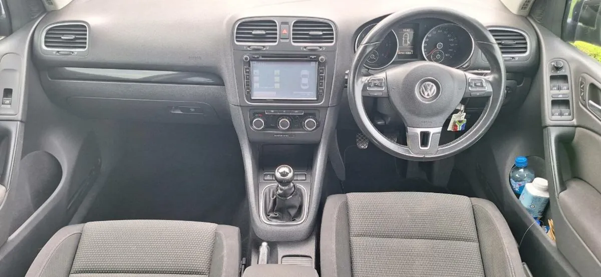 2011 VW GOLF 1.6 TDI MATCH 105PS 5DR - Image 4