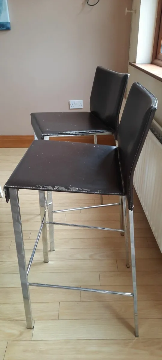 2 bar stools - Image 2