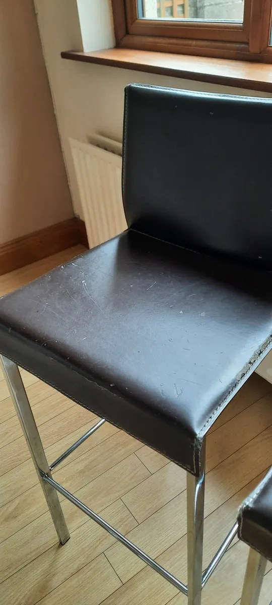 2 bar stools - Image 4