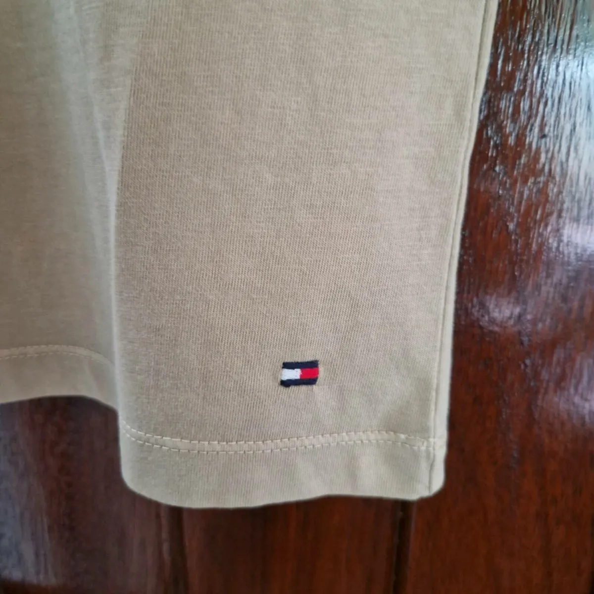 Tommy Hilfiger tee shirt - Image 3