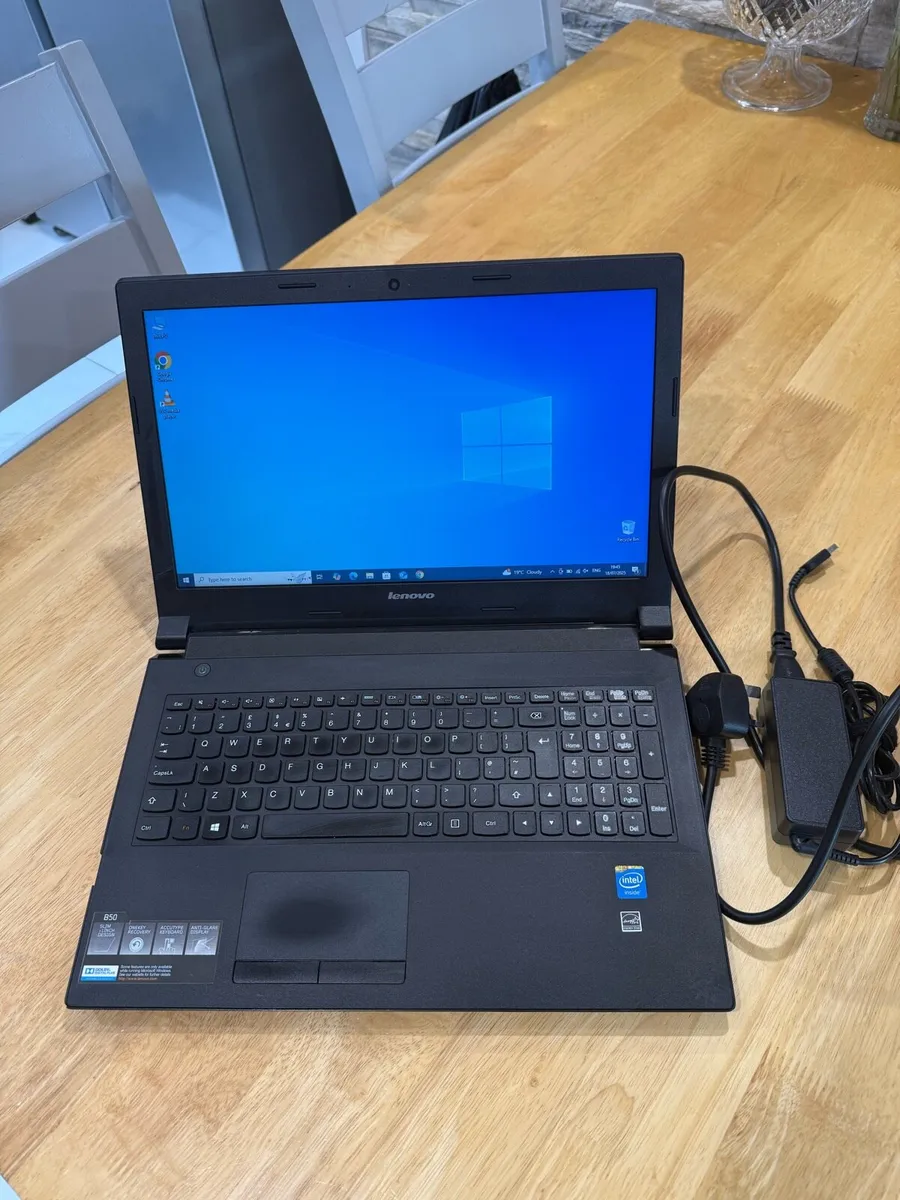 Laptop - Image 1