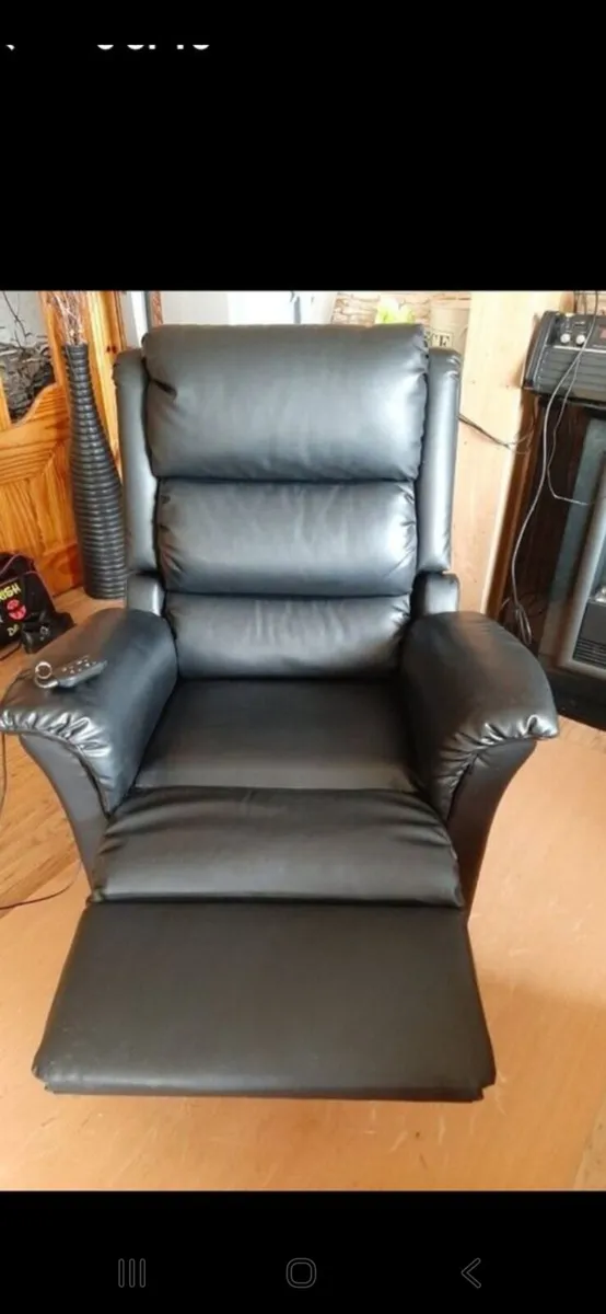 Nevada riser recliner electric armchair - Image 1