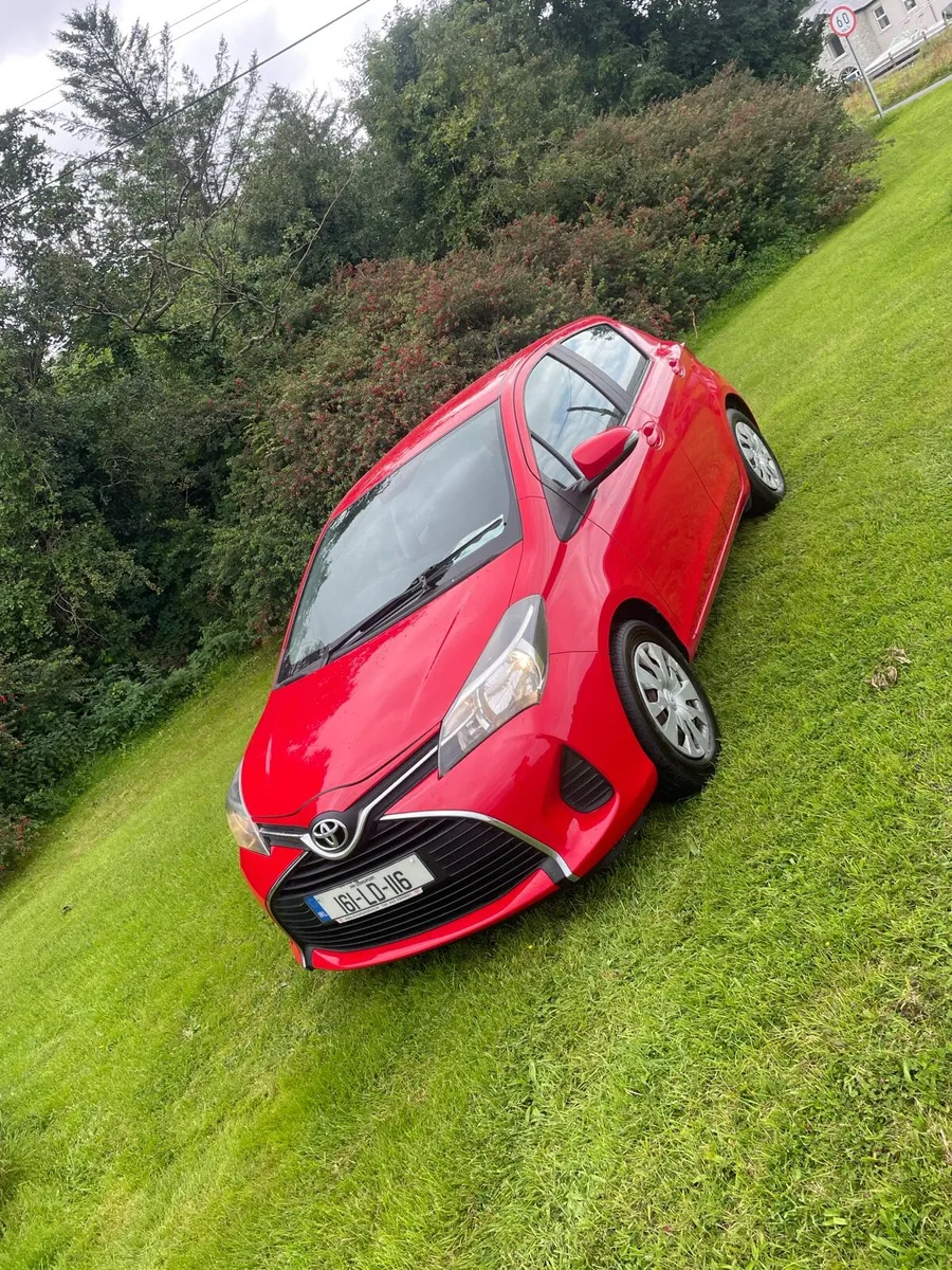 Toyota Yaris 1L - Image 2